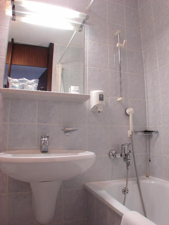 Hotel Kanin Bovec Room photo
